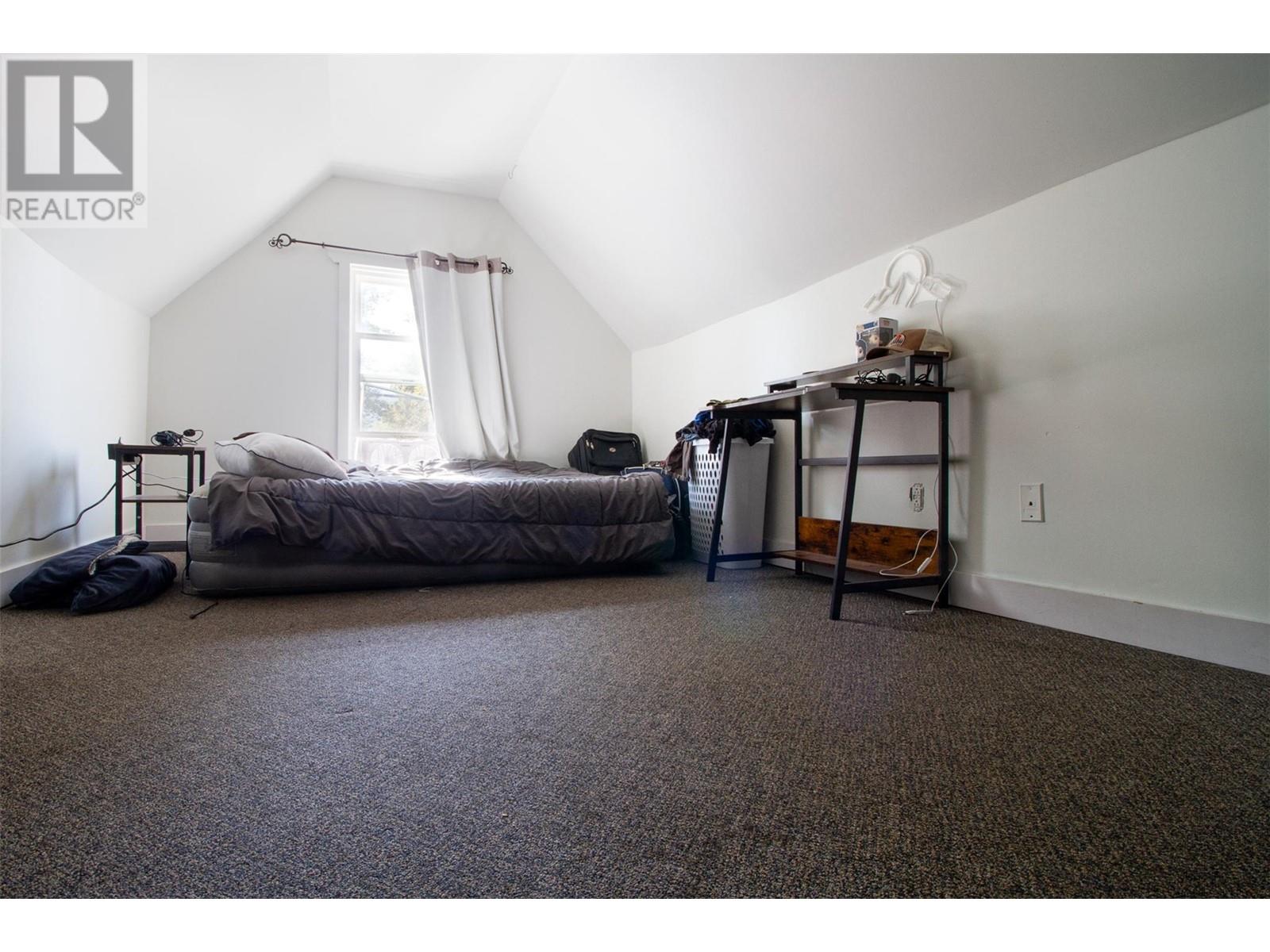 614 Mackenzie Avenue, Revelstoke, British Columbia  V0E 2S0 - Photo 37 - 10337768