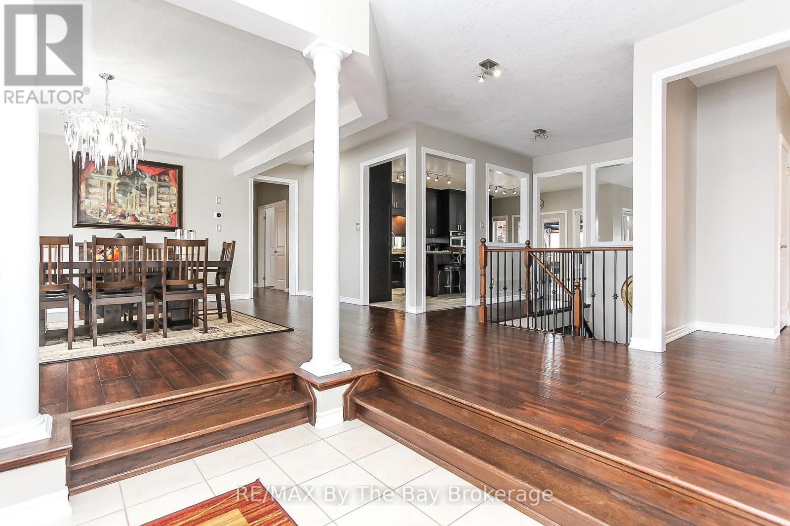 37 Walnut Drive, Wasaga Beach, Ontario  L9Z 0A8 - Photo 17 - S12006924