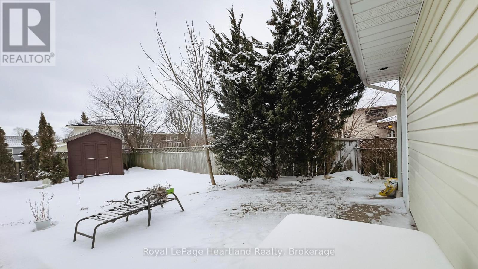 35 Bennett Street W, Goderich, Ontario  N7A 1X5 - Photo 40 - X12006899