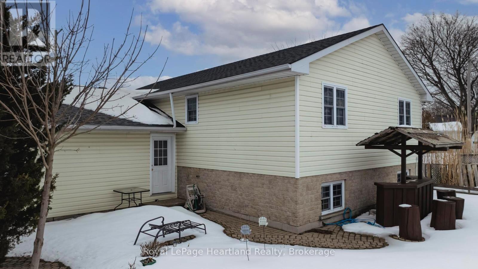 35 Bennett Street W, Goderich, Ontario  N7A 1X5 - Photo 41 - X12006899