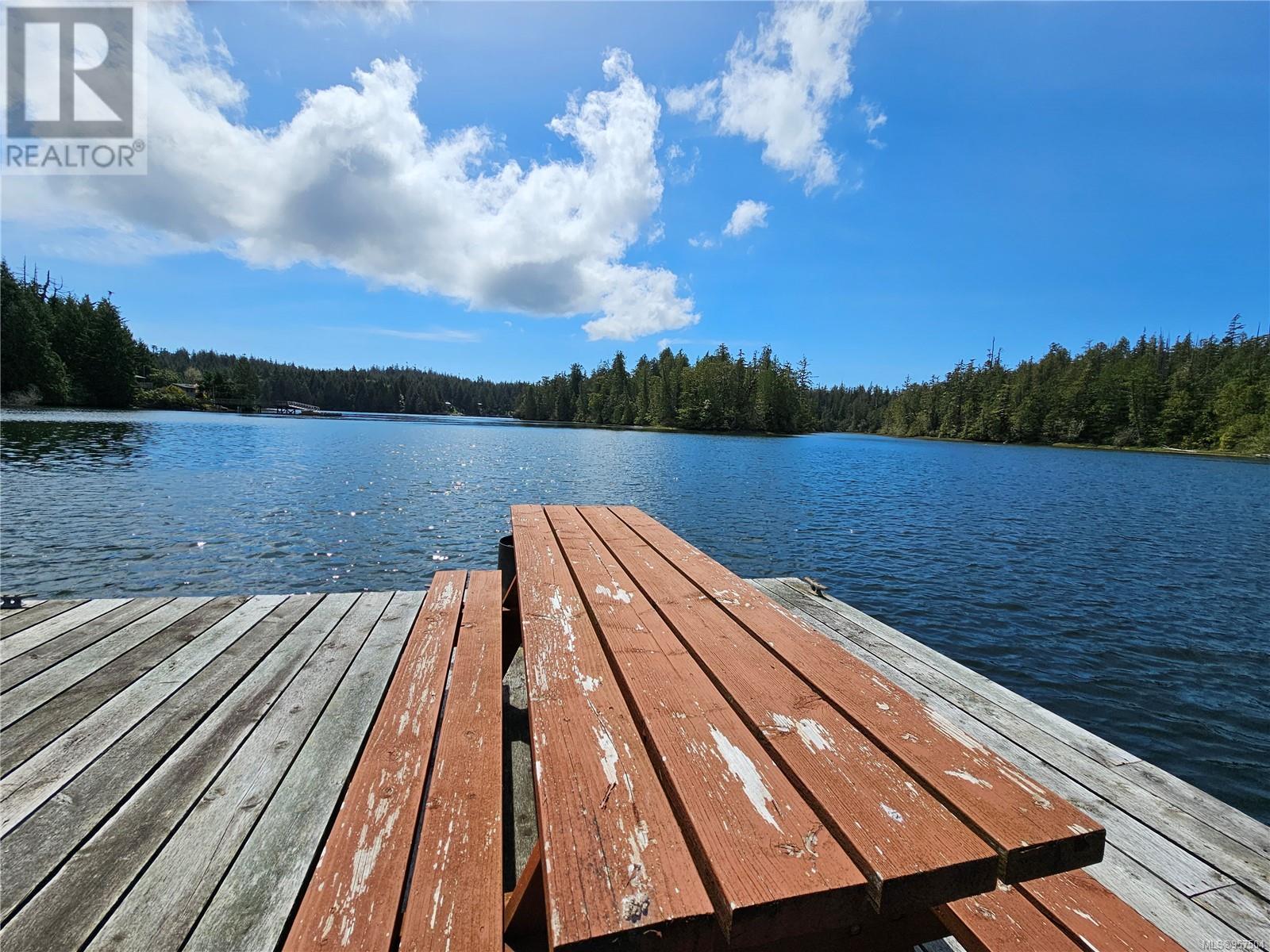 522 Burlo Island, Bamfield, British Columbia  V0R 1B0 - Photo 20 - 957504