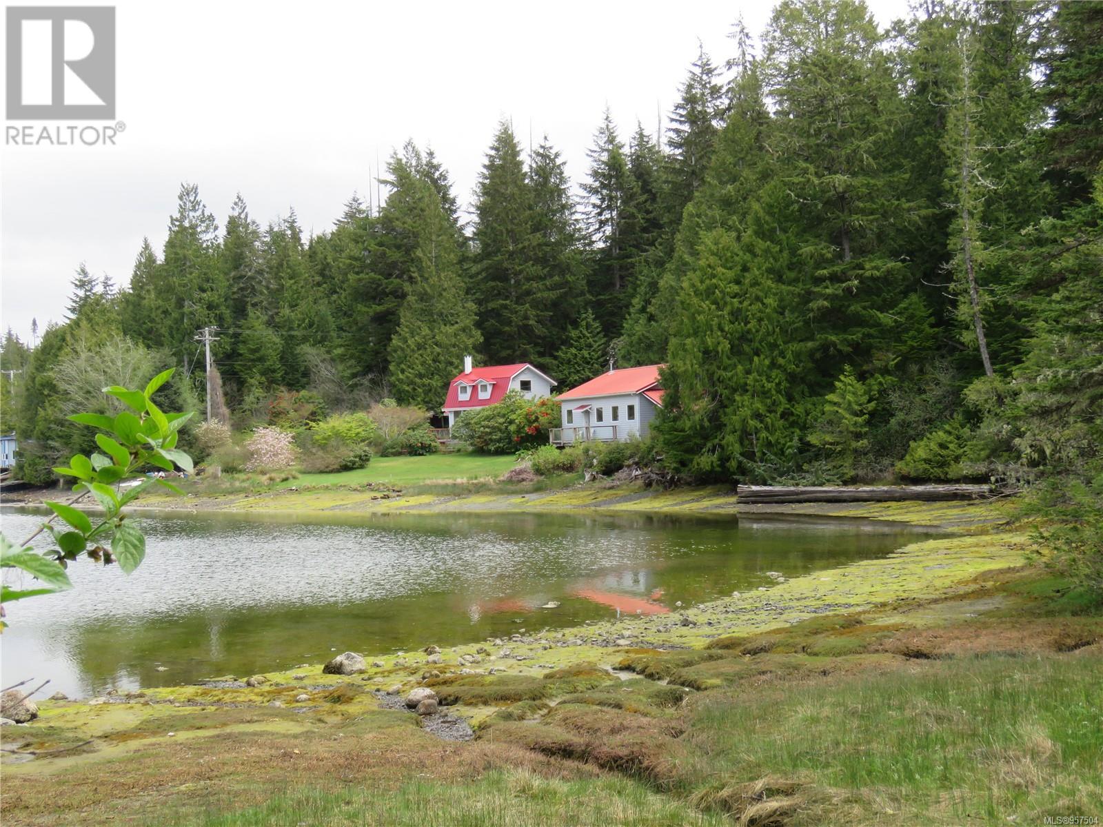 522 Burlo Island, Bamfield, British Columbia  V0R 1B0 - Photo 25 - 957504