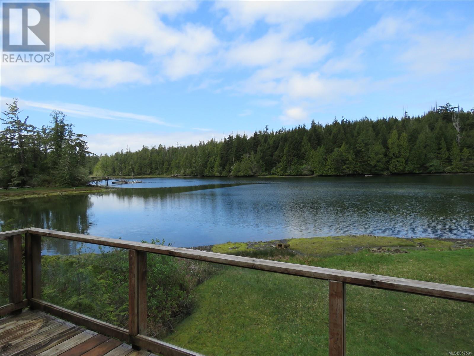 522 Burlo Island, Bamfield, British Columbia  V0R 1B0 - Photo 31 - 957504