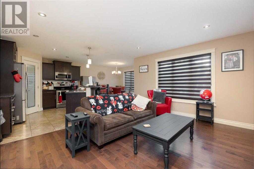 Property at 276 Gravelstone Road image 5