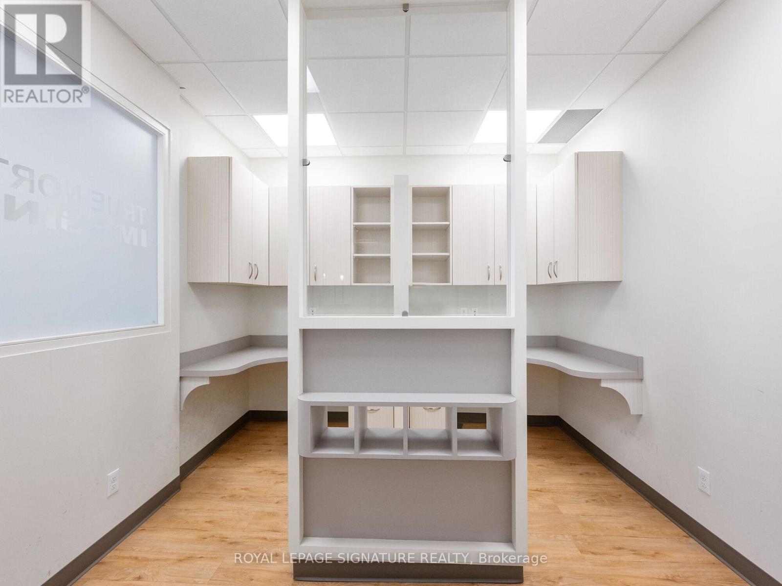 1560- 1562 Queen Street W, Toronto (Roncesvalles), Ontario  M6R 1A6 - Photo 13 - W12006885