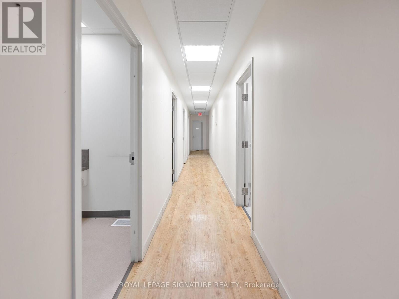 1560- 1562 Queen Street W, Toronto (Roncesvalles), Ontario  M6R 1A6 - Photo 37 - W12006885