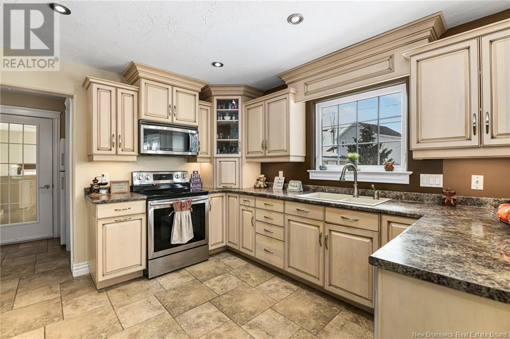 156 Goldleaf Court, Riverview, New Brunswick  E1B 5V3 - Photo 12 - NB113401