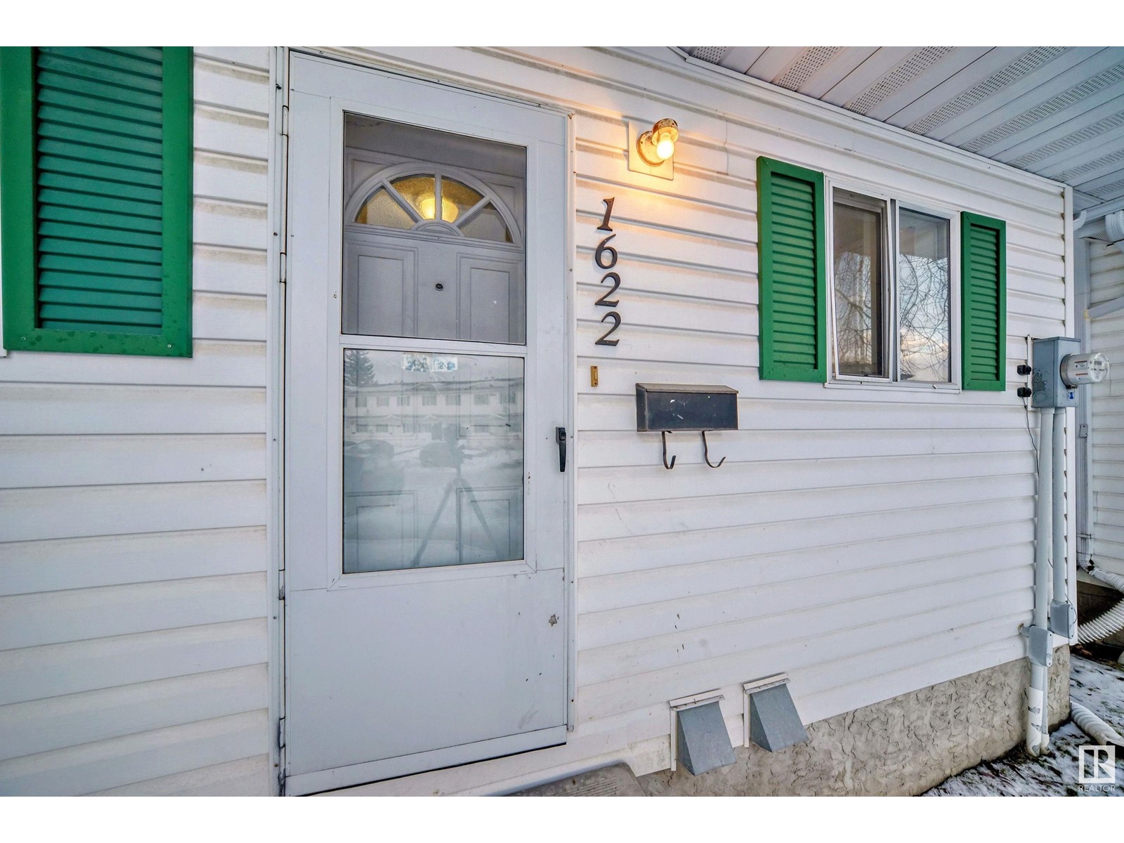 Property at 1622 Millwoods RD NW image 5