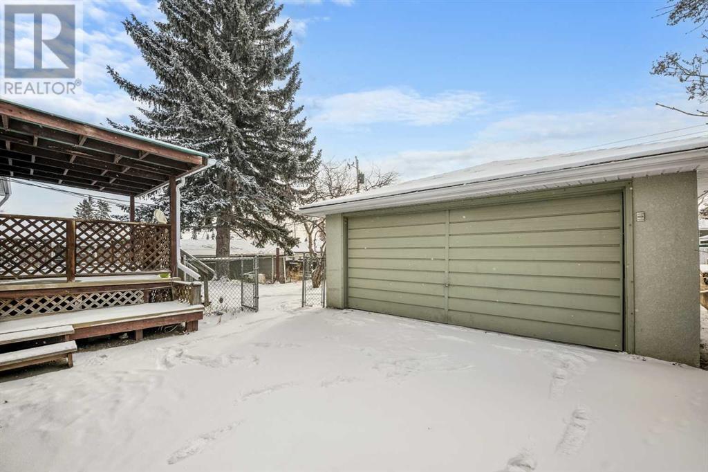 1135 Trafford Drive Nw, Calgary, Alberta  T2K 2T9 - Photo 45 - A2191994