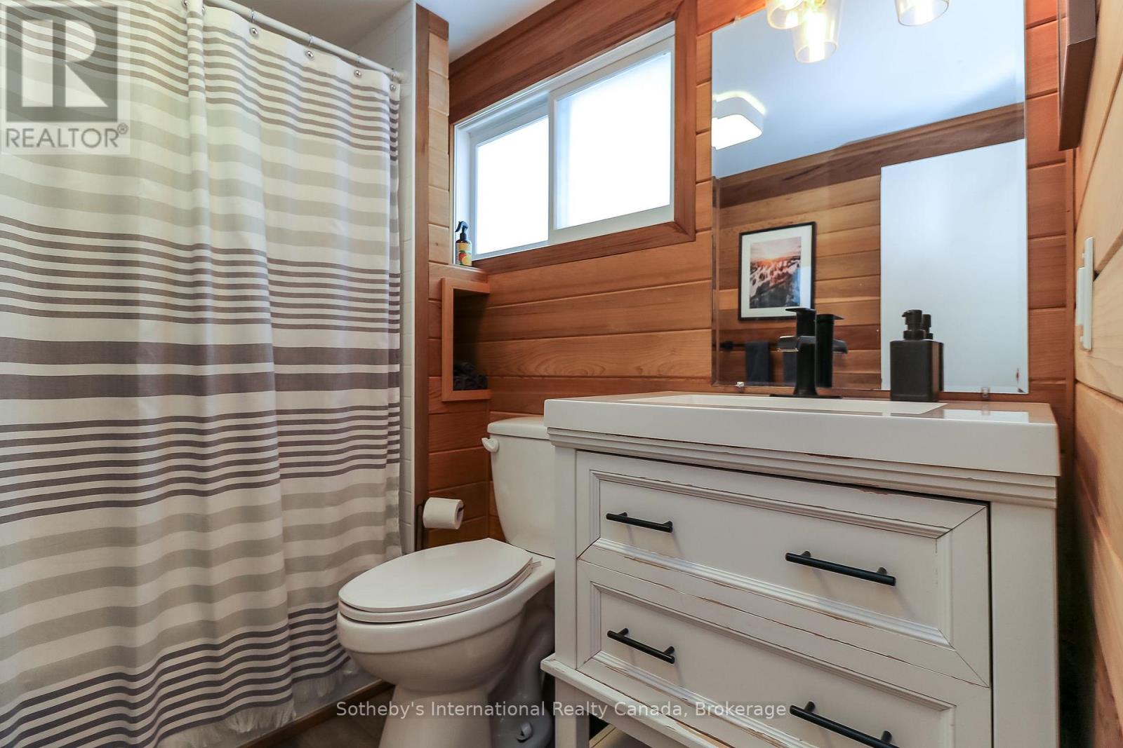 16 William Avenue, Wasaga Beach, Ontario  L9Z 2X3 - Photo 25 - S12007061