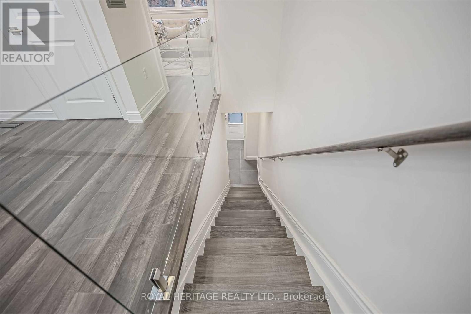 66a Bellevue Avenue, Toronto, Ontario  M5T 2N4 - Photo 11 - C12007016