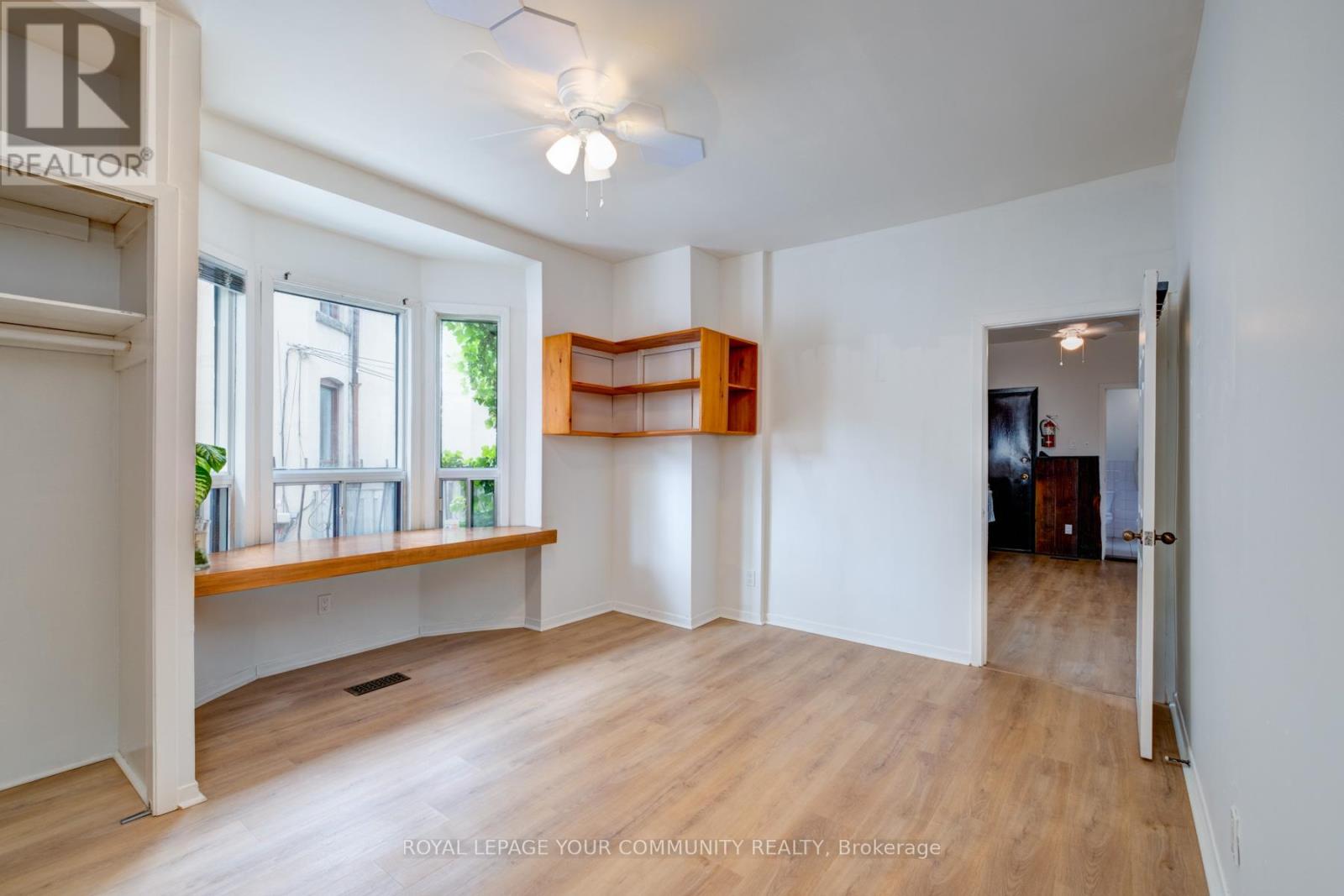 Property at 356 DUPONT STREET image 4
