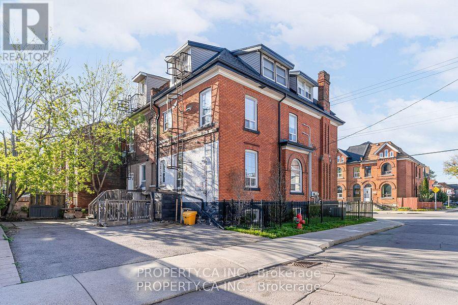 340 Cannon Street E, Hamilton, Ontario  L8L 2B9 - Photo 45 - X12007010