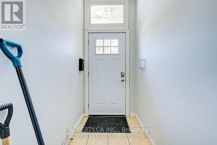 340 Cannon Street E, Hamilton, Ontario  L8L 2B9 - Photo 5 - X12007010