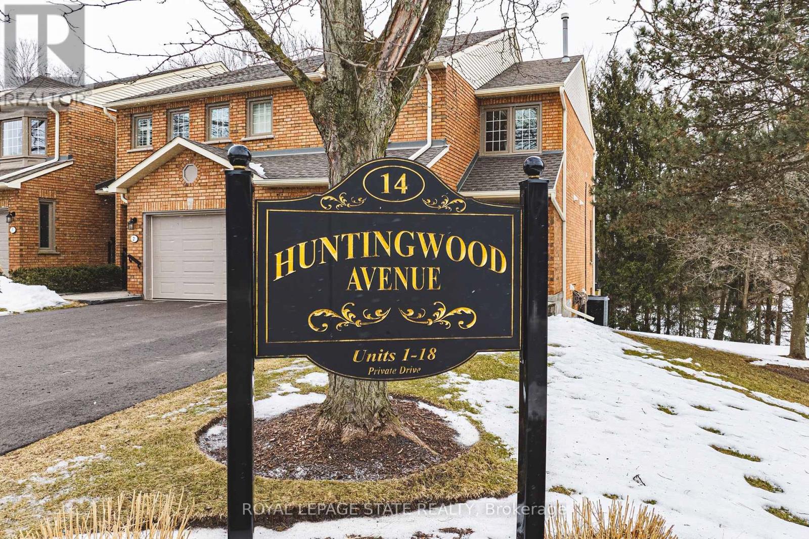 1 - 14 Huntingwood Avenue, Hamilton, Ontario  L9H 6X3 - Photo 4 - X12007050