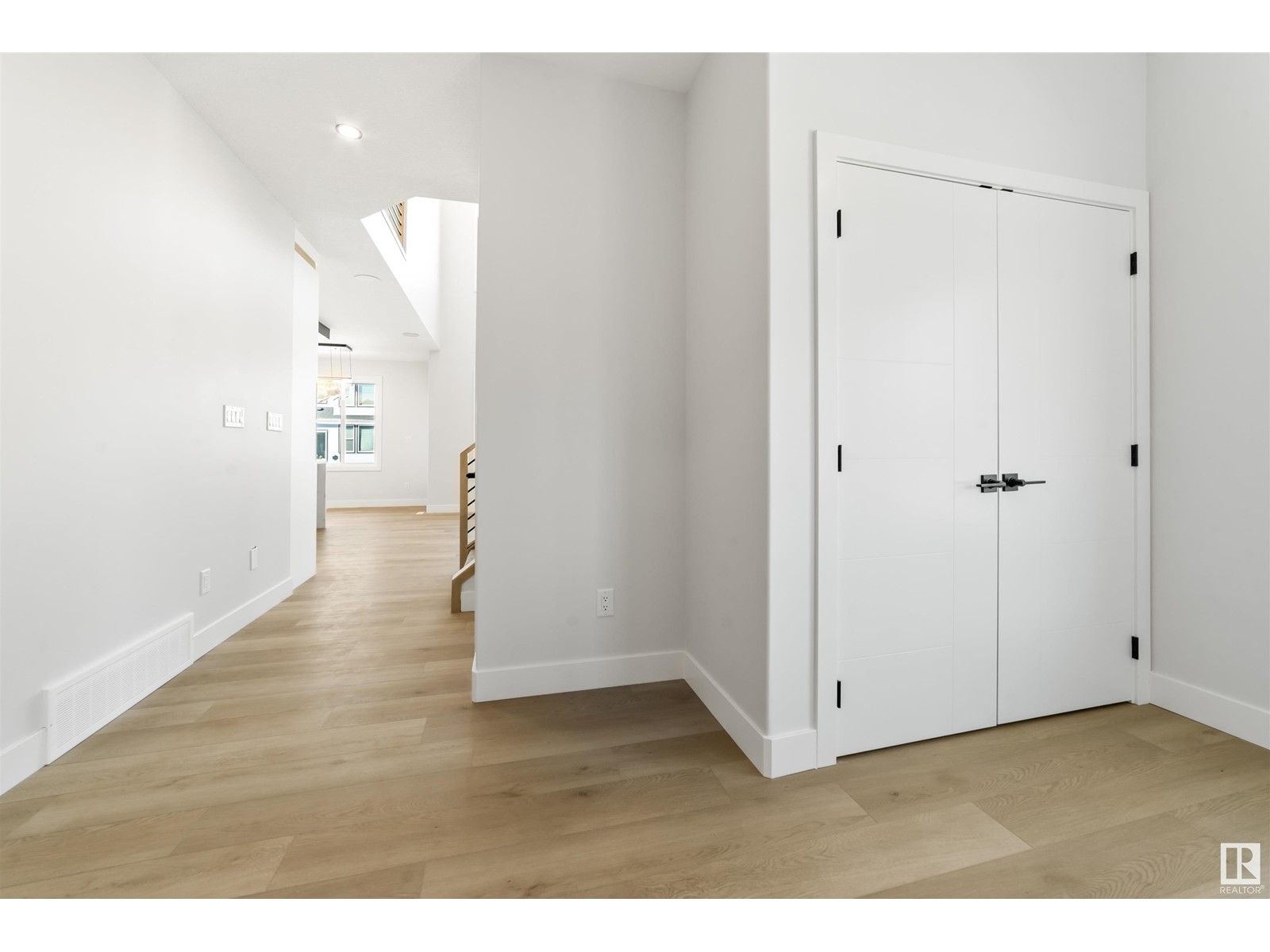 204 Cavanagh Common Sw, Edmonton, Alberta  T6W 4H4 - Photo 10 - E4424297