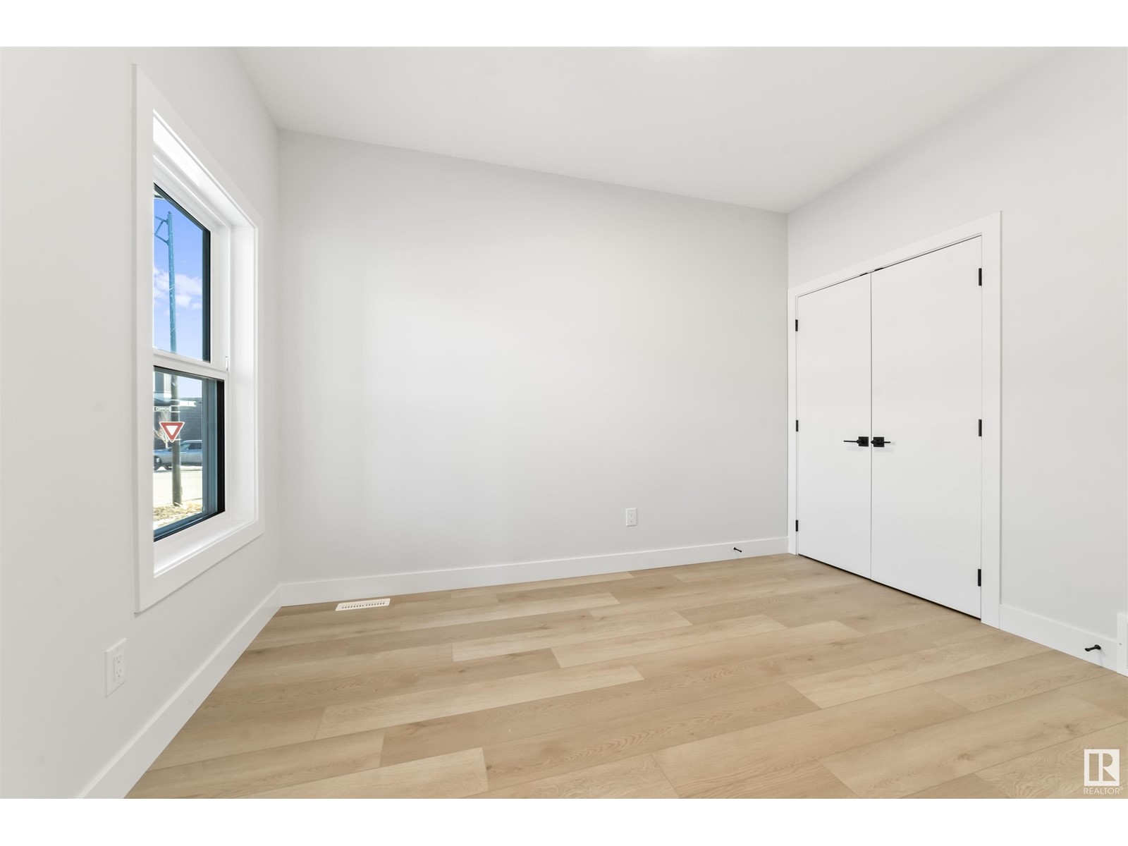 204 Cavanagh Common Sw, Edmonton, Alberta  T6W 4H4 - Photo 8 - E4424297