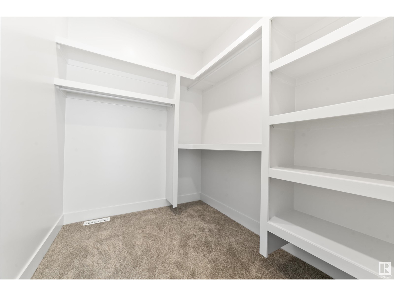 204 Cavanagh Common Sw, Edmonton, Alberta  T6W 4H4 - Photo 47 - E4424297