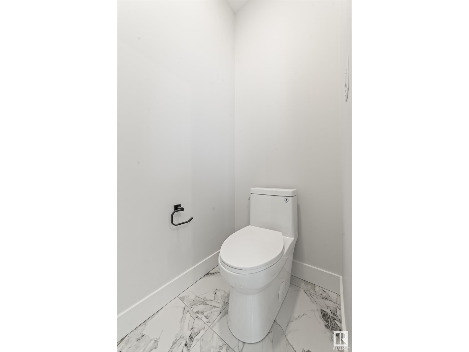 204 Cavanagh Common Sw, Edmonton, Alberta  T6W 4H4 - Photo 49 - E4424297