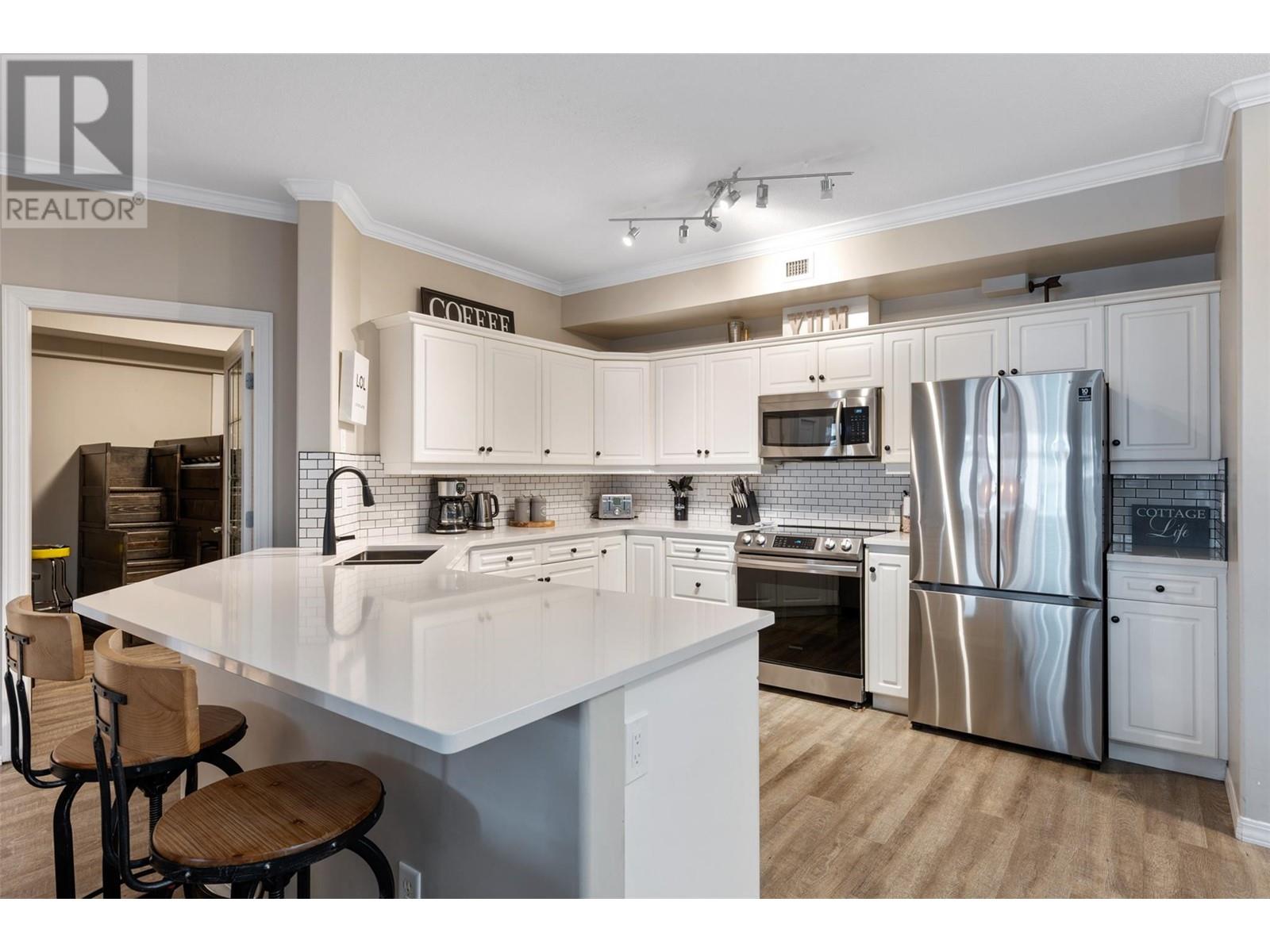 Property at 1088 Sunset Drive Unit# 334 image 4