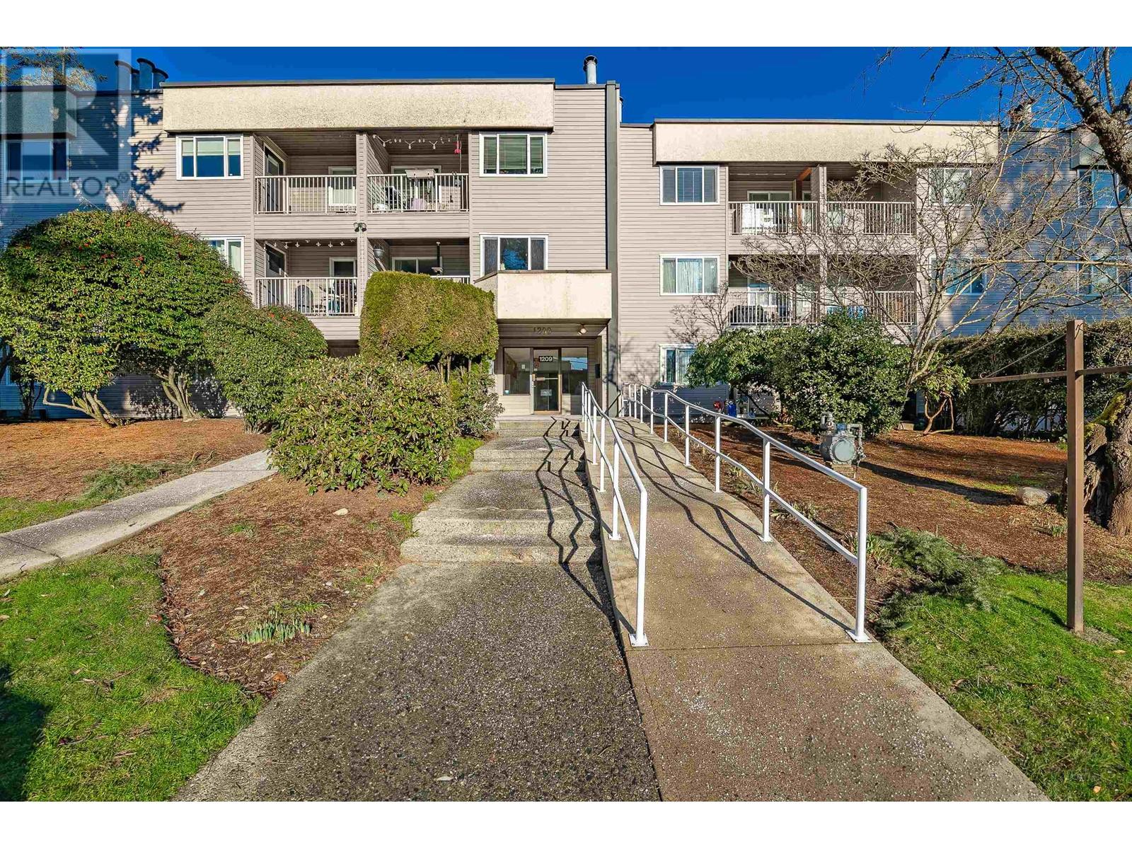 101 1209 Howie Avenue, Coquitlam, British Columbia  V3J 1T9 - Photo 18 - R2973851