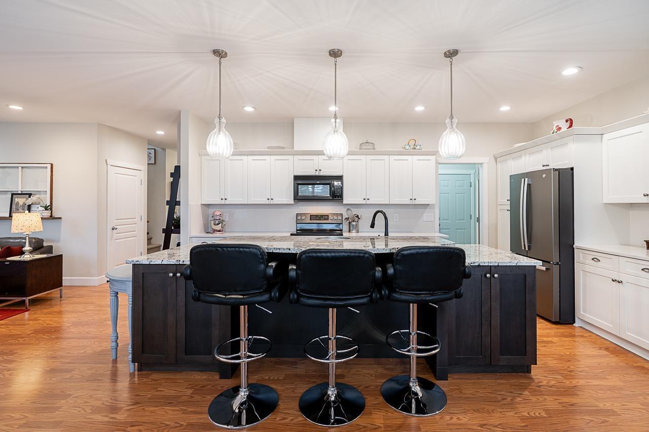 20222 71a Avenue, Langley, British Columbia  V2Y 3A1 - Photo 12 - R2974401
