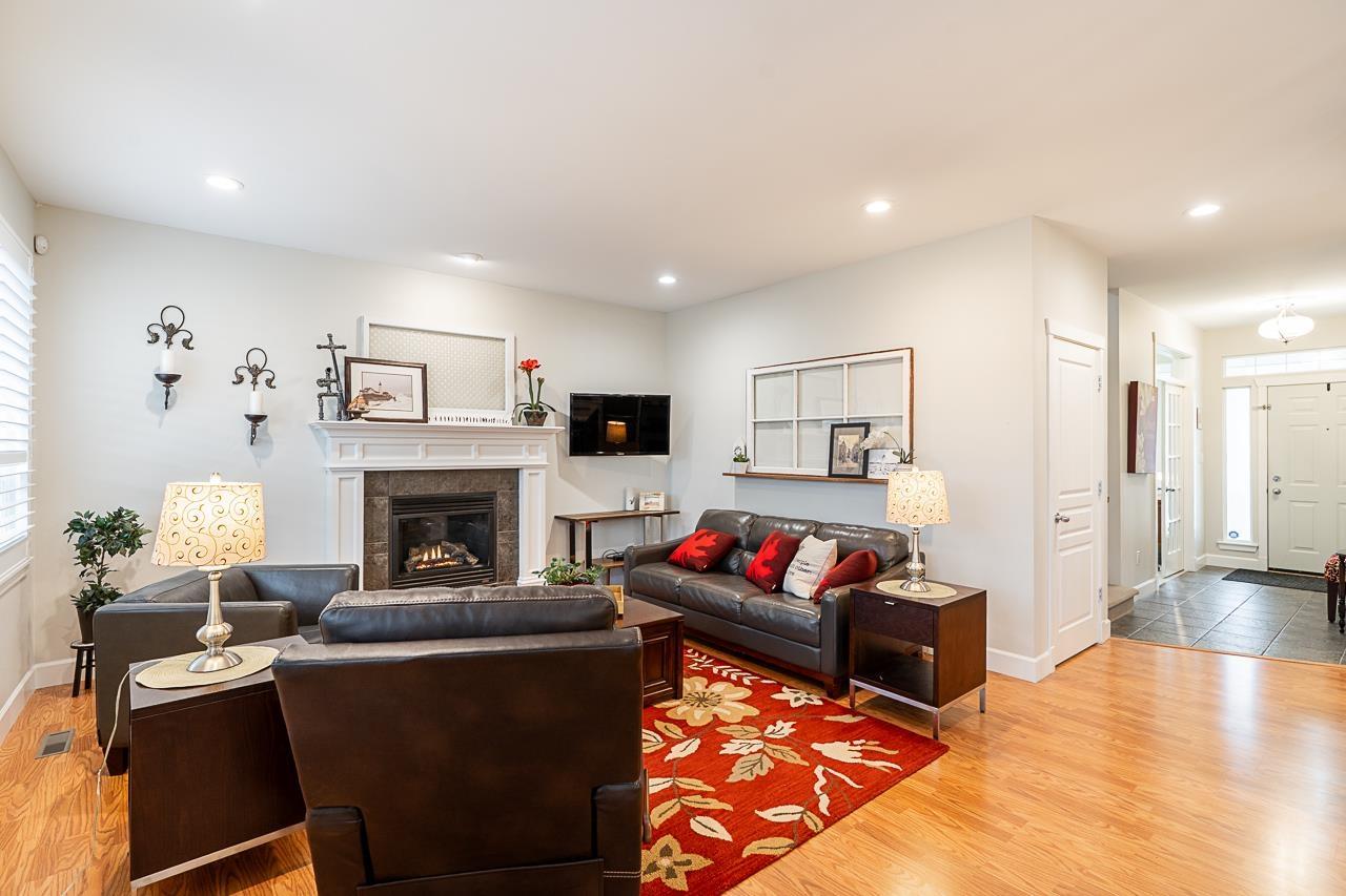 20222 71a Avenue, Langley, British Columbia  V2Y 3A1 - Photo 6 - R2974401