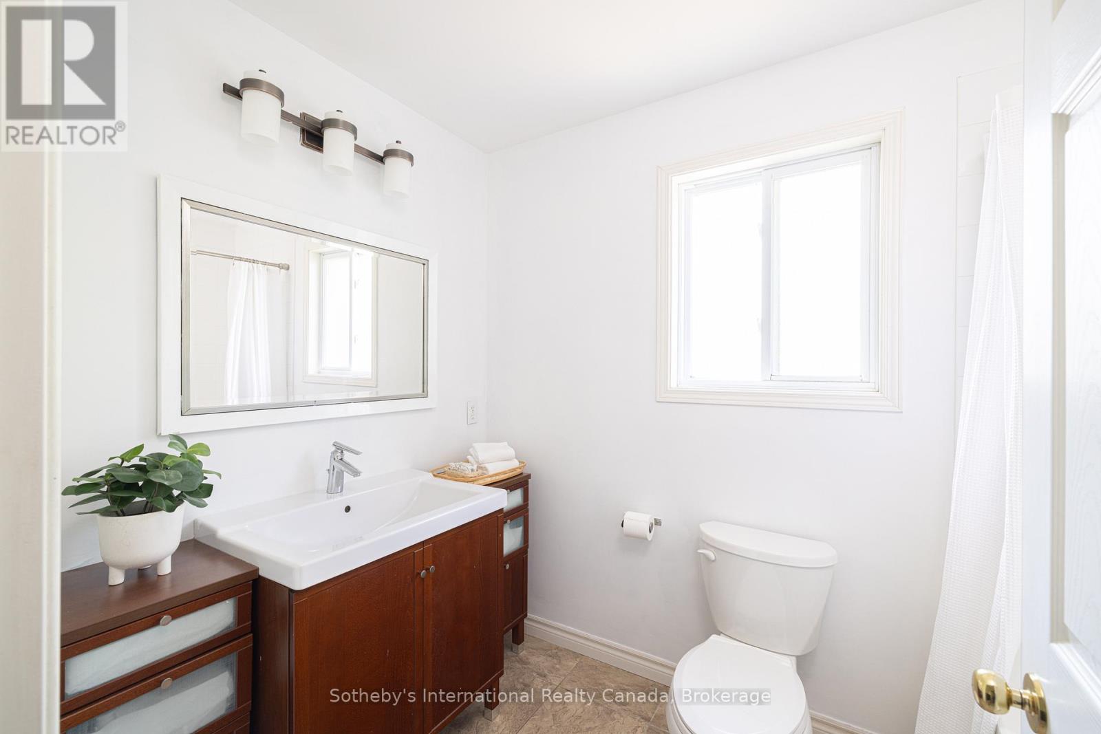 111 Rodney Street, Collingwood, Ontario  L9Y 1E2 - Photo 16 - S12007090