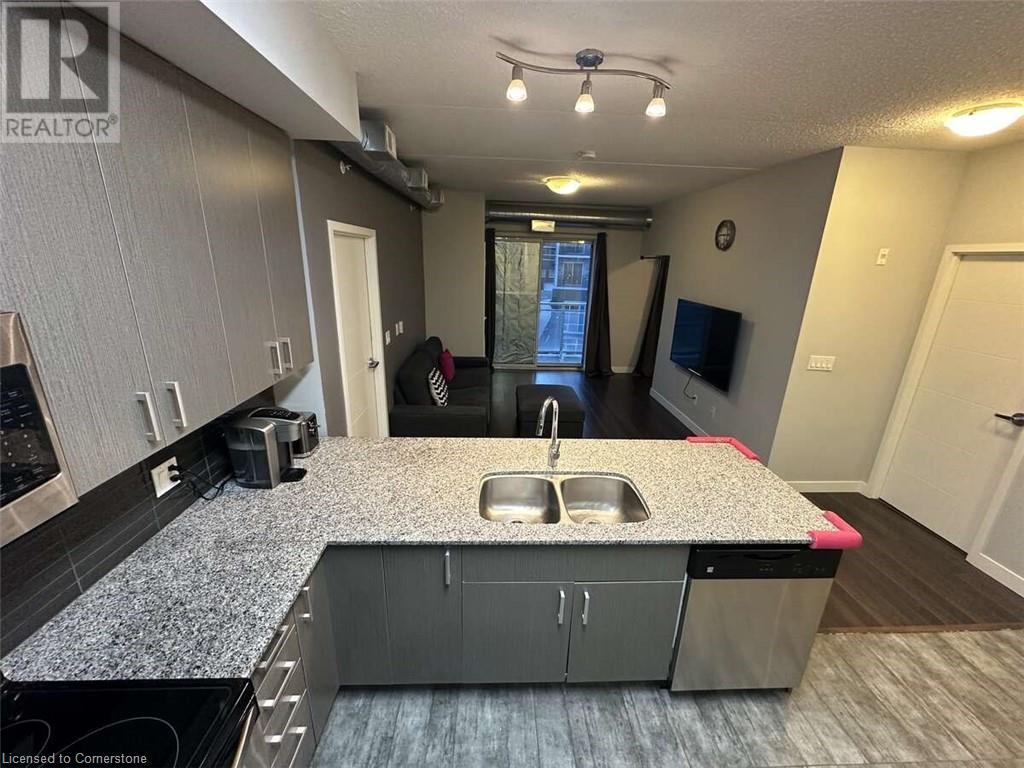 62 Balsam Street Unit# H302, Waterloo, Ontario  N2L 3H2 - Photo 4 - 40704545
