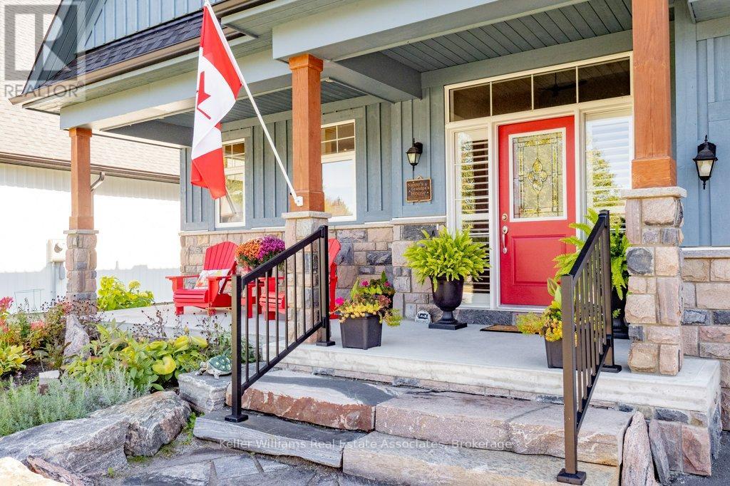 7 Breakwater Court, Gravenhurst, Ontario  P1P 0A2 - Photo 2 - X12007091