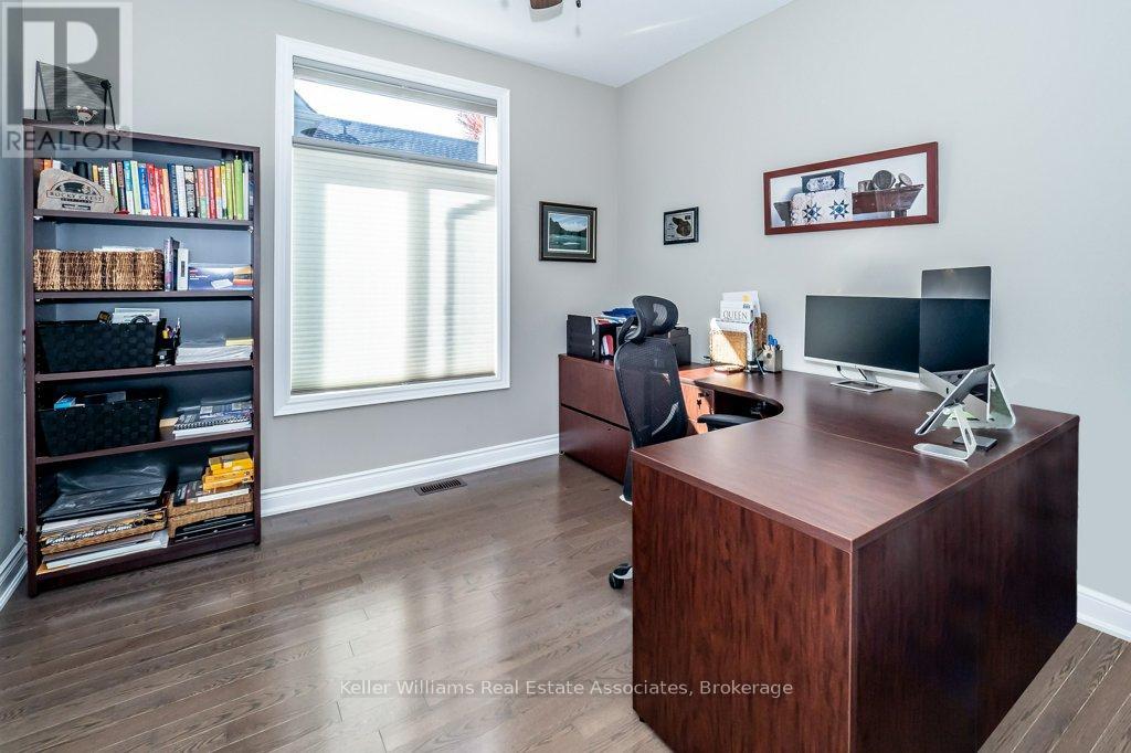 7 Breakwater Court, Gravenhurst, Ontario  P1P 0A2 - Photo 22 - X12007091