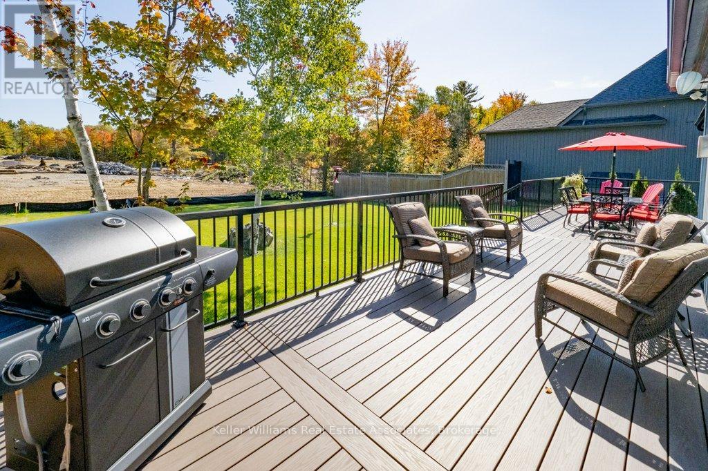7 Breakwater Court, Gravenhurst, Ontario  P1P 0A2 - Photo 39 - X12007091
