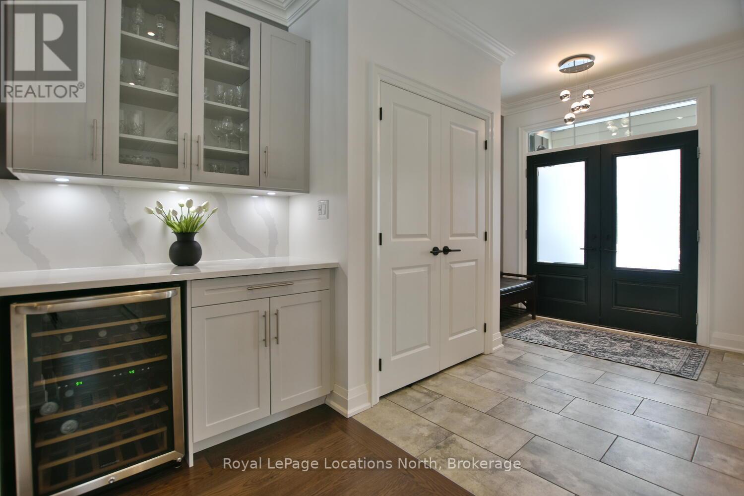 138 Crestview Court, Blue Mountains, Ontario  L9Y 0Z4 - Photo 10 - X12007138