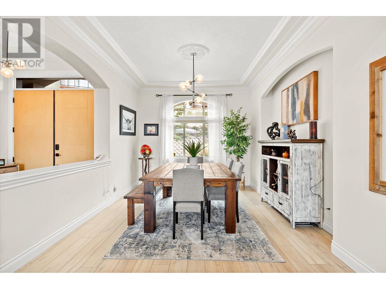 Property at 619 Denali Court image 4