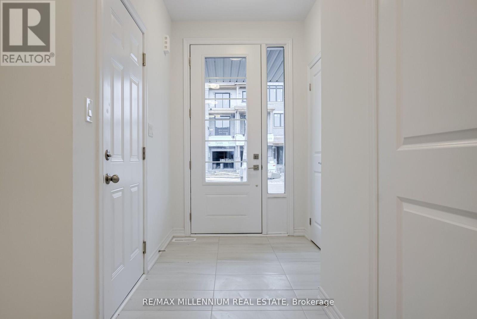 Property at 2040 CAMERON LOTT CRESCENT image 3