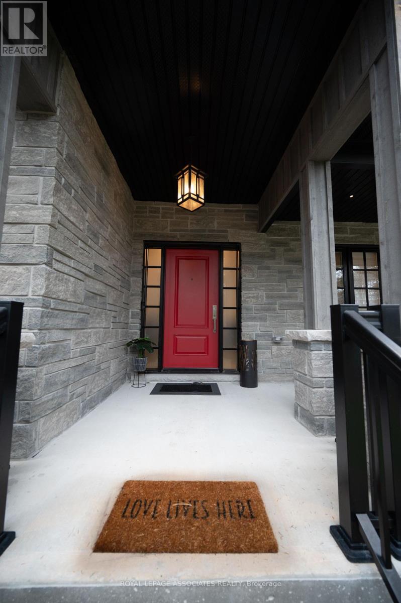 Property at 69 34TH STREET N image 3