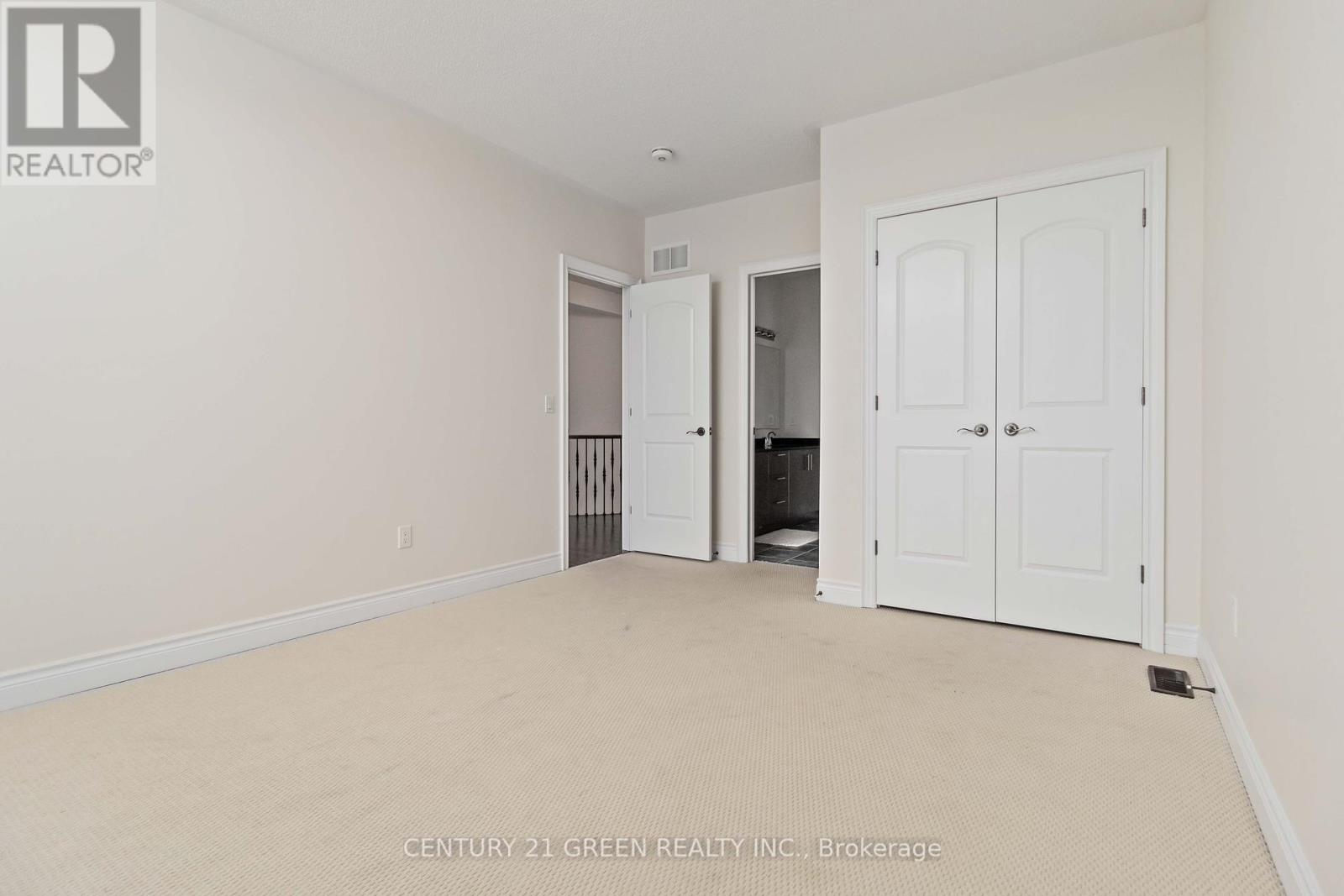 13 Foothills Crescent, Brampton, Ontario  L6P 4G9 - Photo 27 - W12007110
