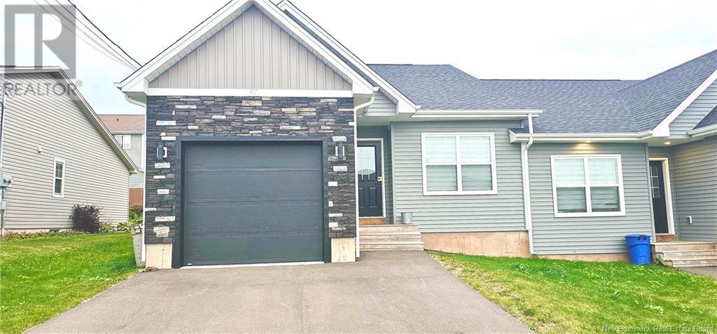 Property at 50 Anastasia Crescent image 1