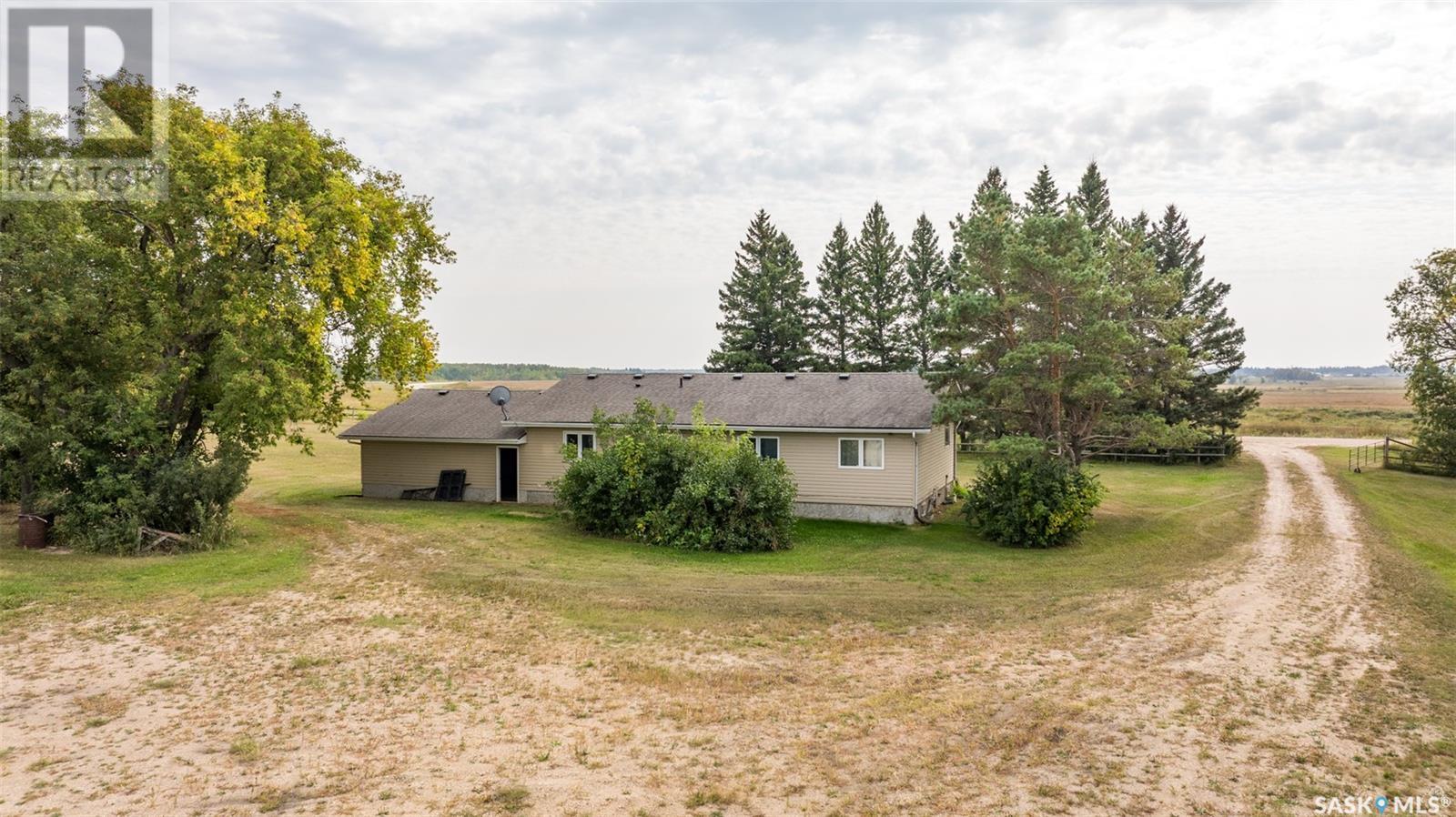 Campbell Road Acreage, Buckland Rm No. 491, Saskatchewan  S6V 5R3 - Photo 29 - SK998340