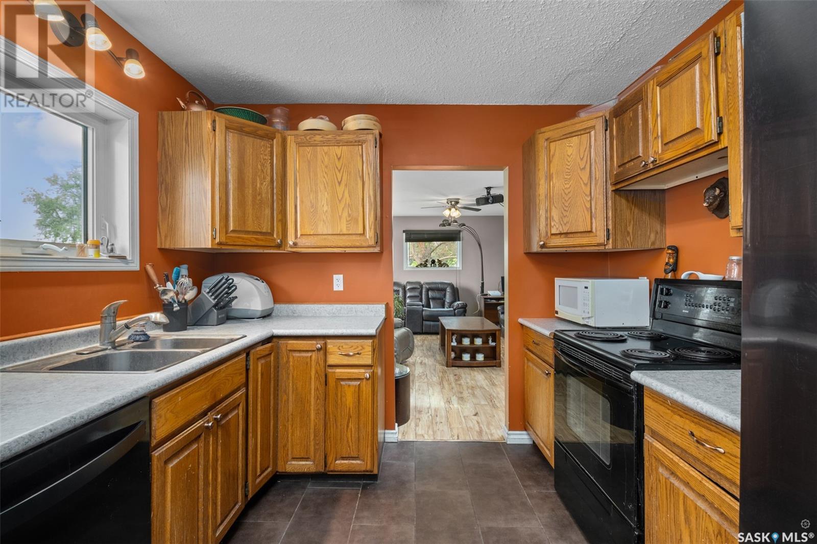 Campbell Road Acreage, Buckland Rm No. 491, Saskatchewan  S6V 5R3 - Photo 6 - SK998340