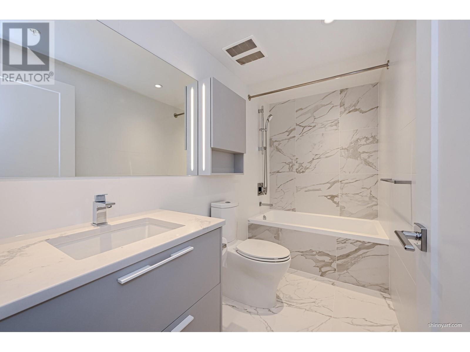 506 6699 Dunblane Avenue, Burnaby, British Columbia  V5H 0J8 - Photo 3 - R2970454