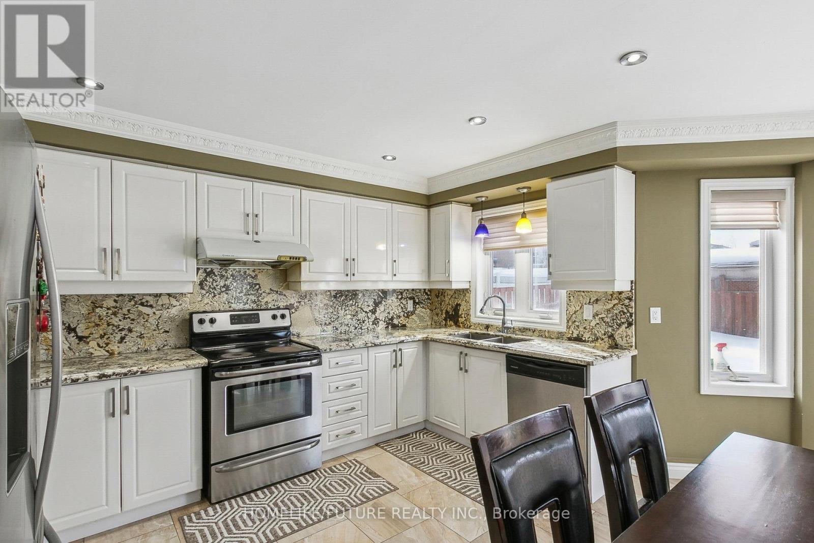 44 Norman Ross Drive, Markham, Ontario  L3S 2Z1 - Photo 12 - N11964439