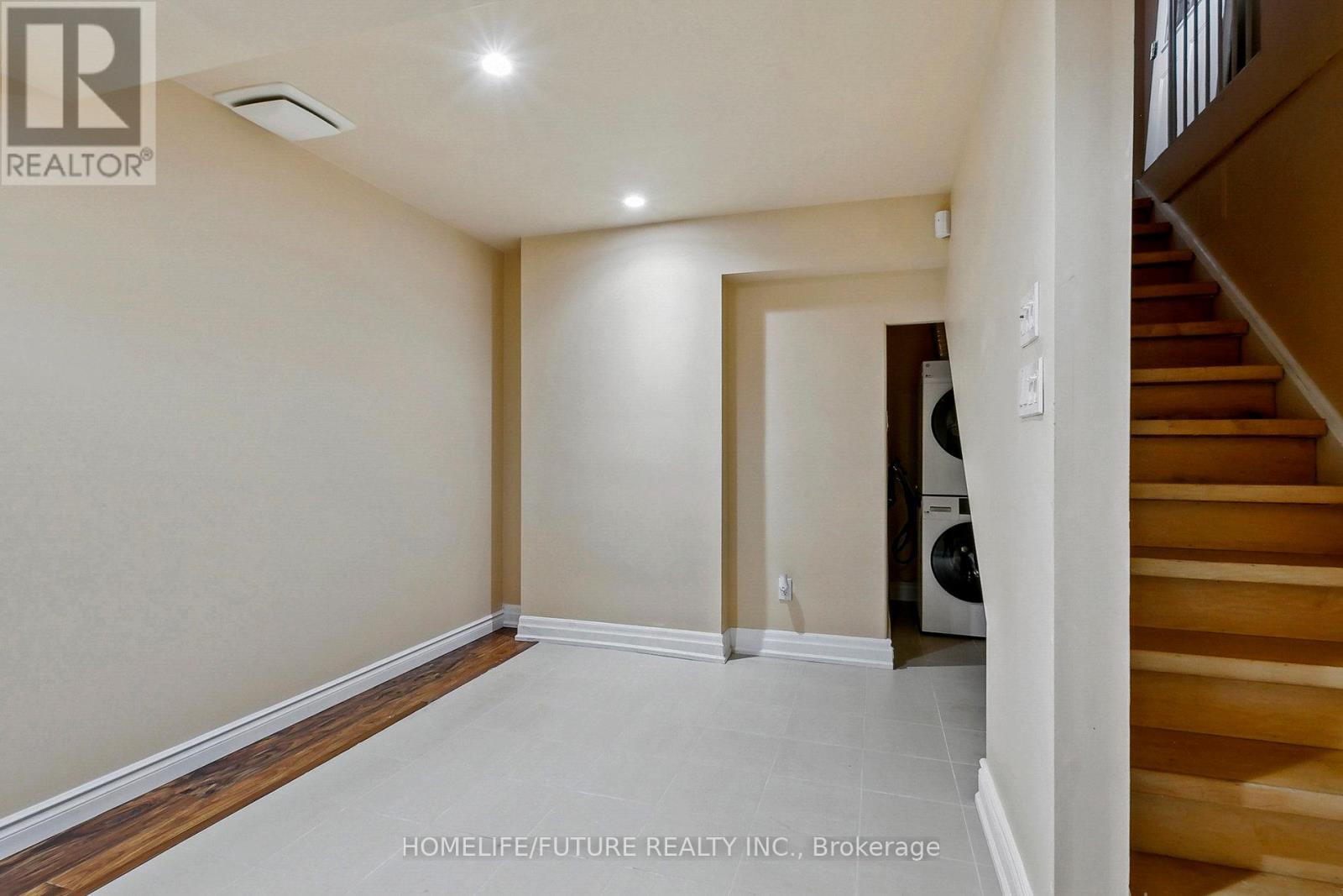 44 Norman Ross Drive, Markham, Ontario  L3S 2Z1 - Photo 38 - N11964439