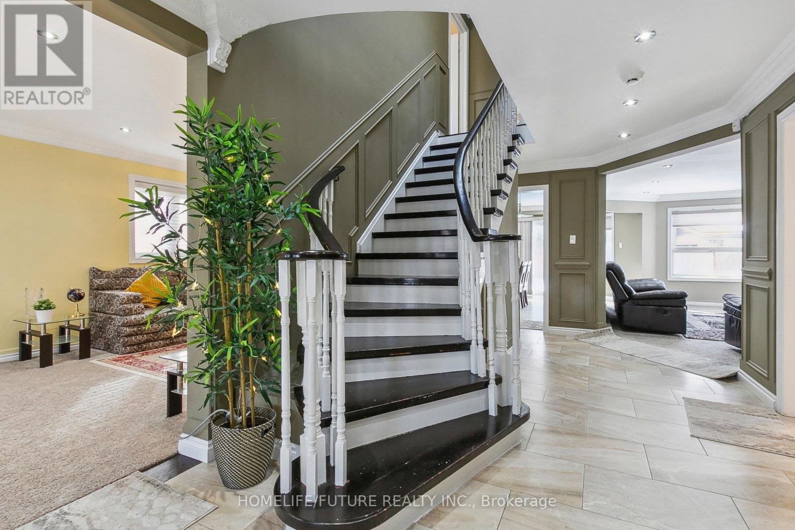 Property at 44 NORMAN ROSS DRIVE image 5