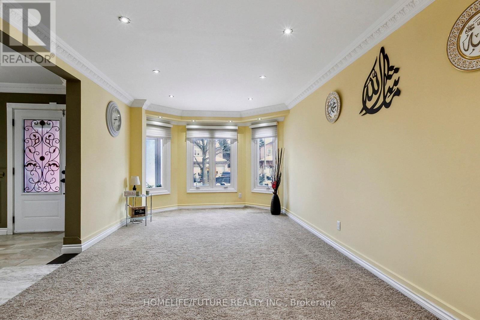 44 Norman Ross Drive, Markham, Ontario  L3S 2Z1 - Photo 8 - N11964439