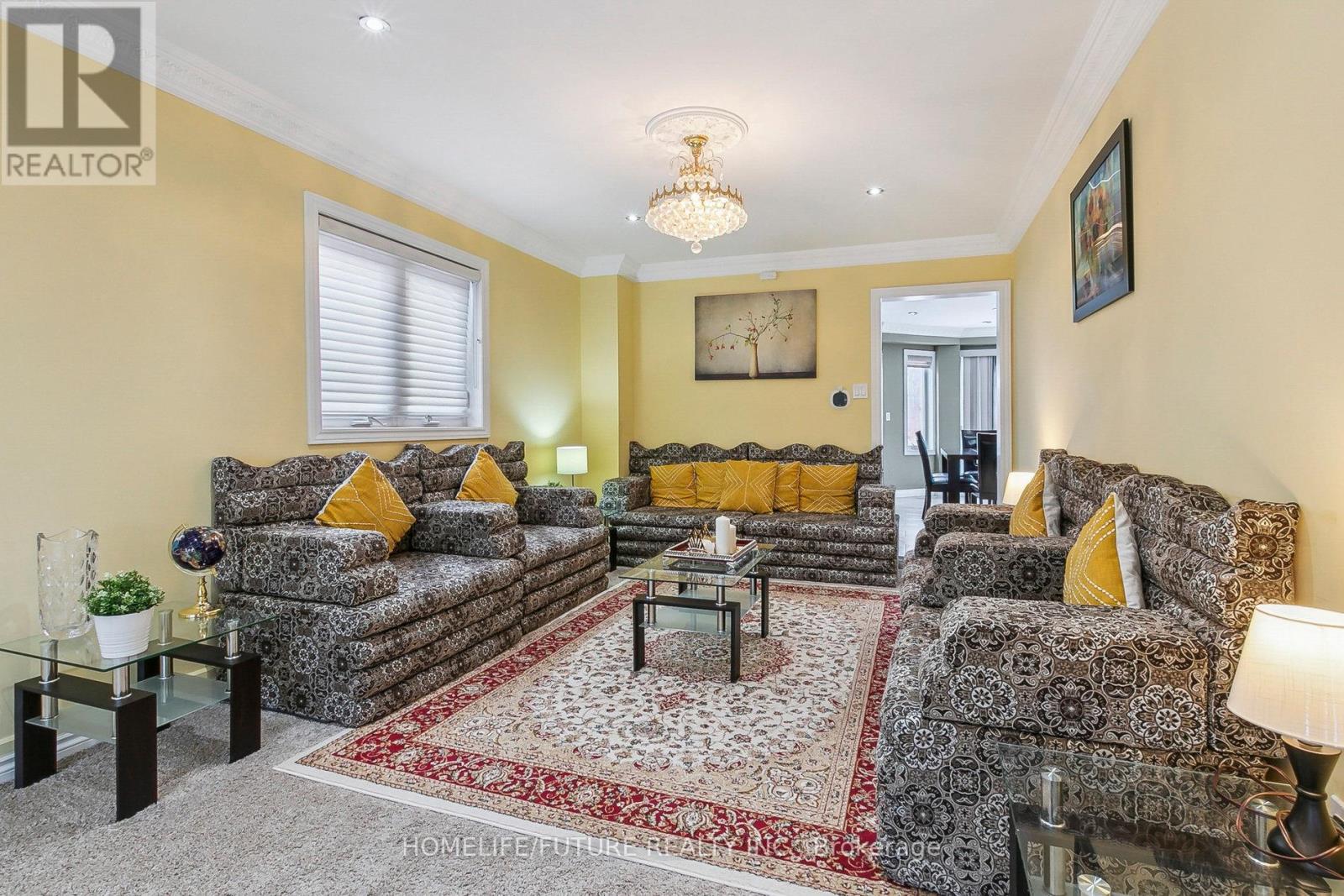 44 Norman Ross Drive, Markham, Ontario  L3S 2Z1 - Photo 9 - N11964439
