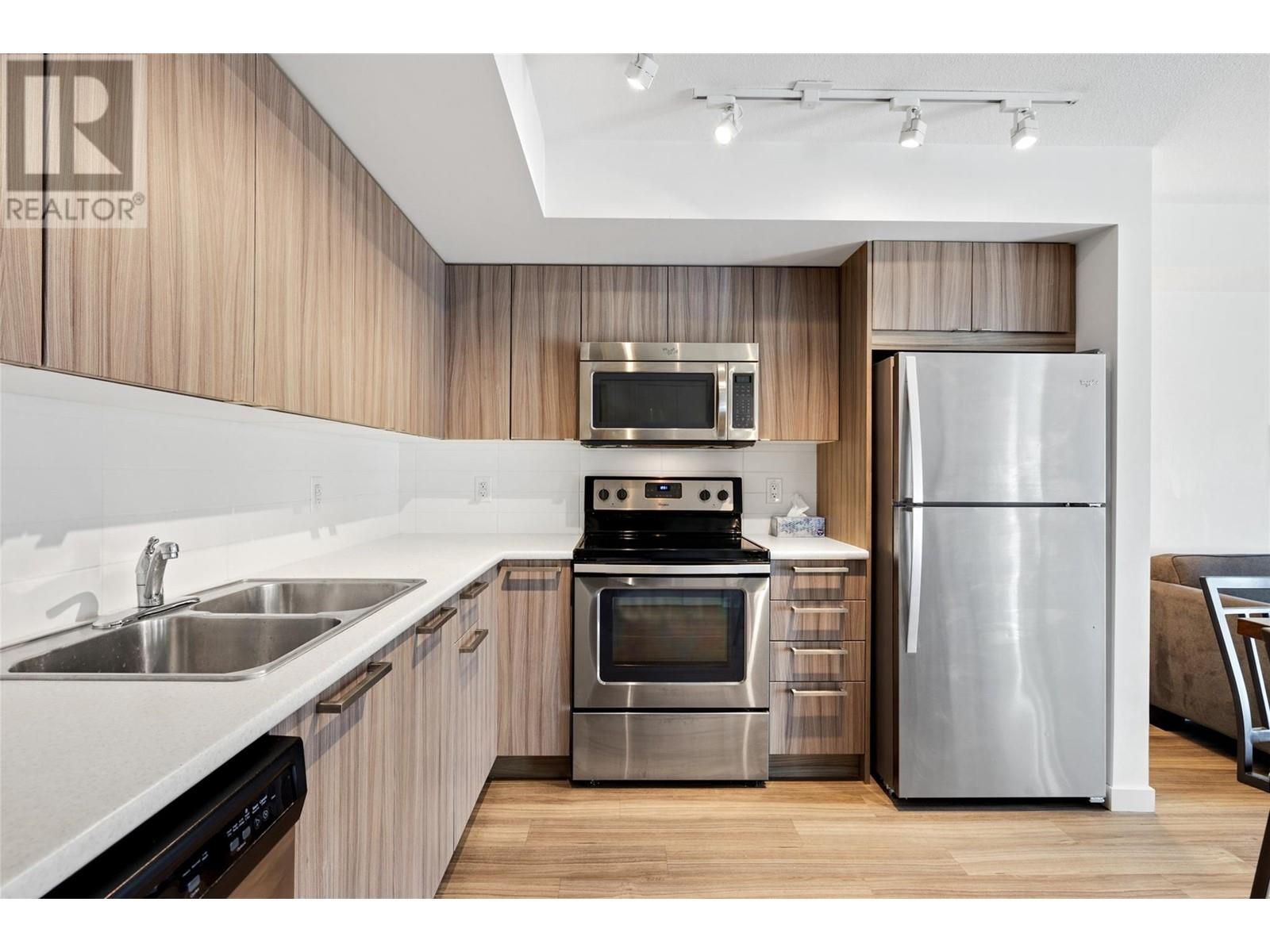 Property at 883 Academy Way Unit# 111 image 2