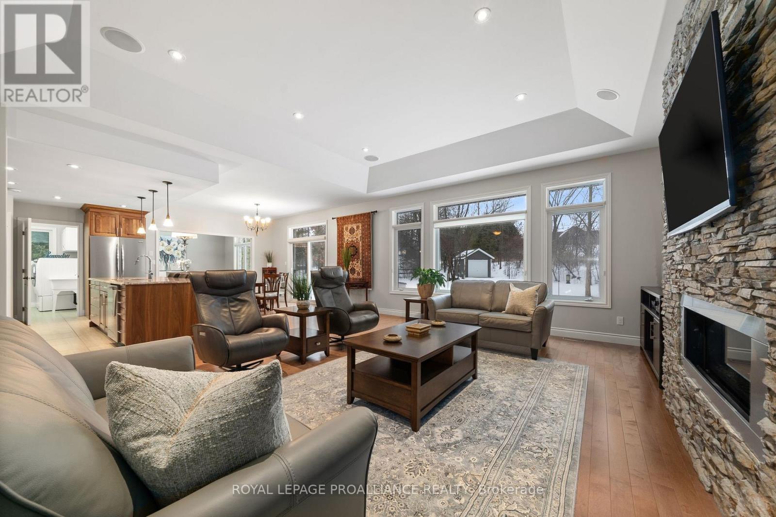 18 Windwhisper Drive, Belleville, Ontario  K0K 2V0 - Photo 10 - X12007260