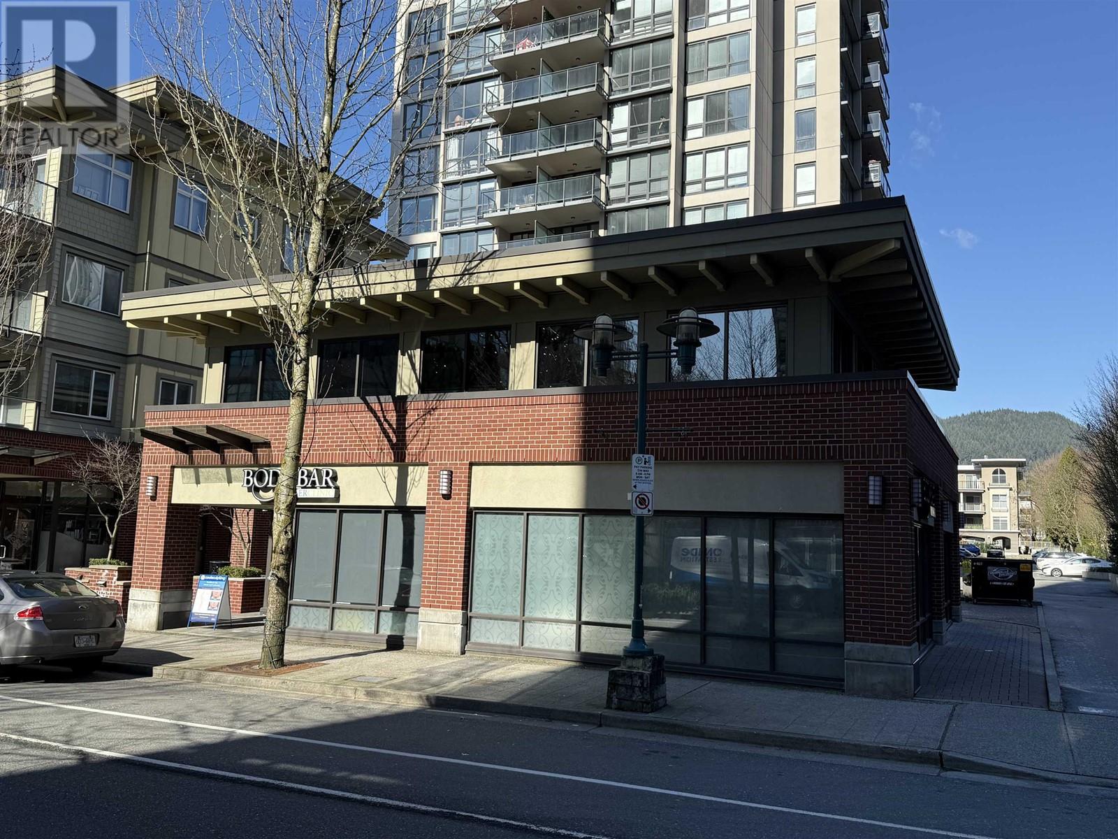 211 2957 Glen Drive, Coquitlam, British Columbia  V3B 2P7 - Photo 1 - C8067279