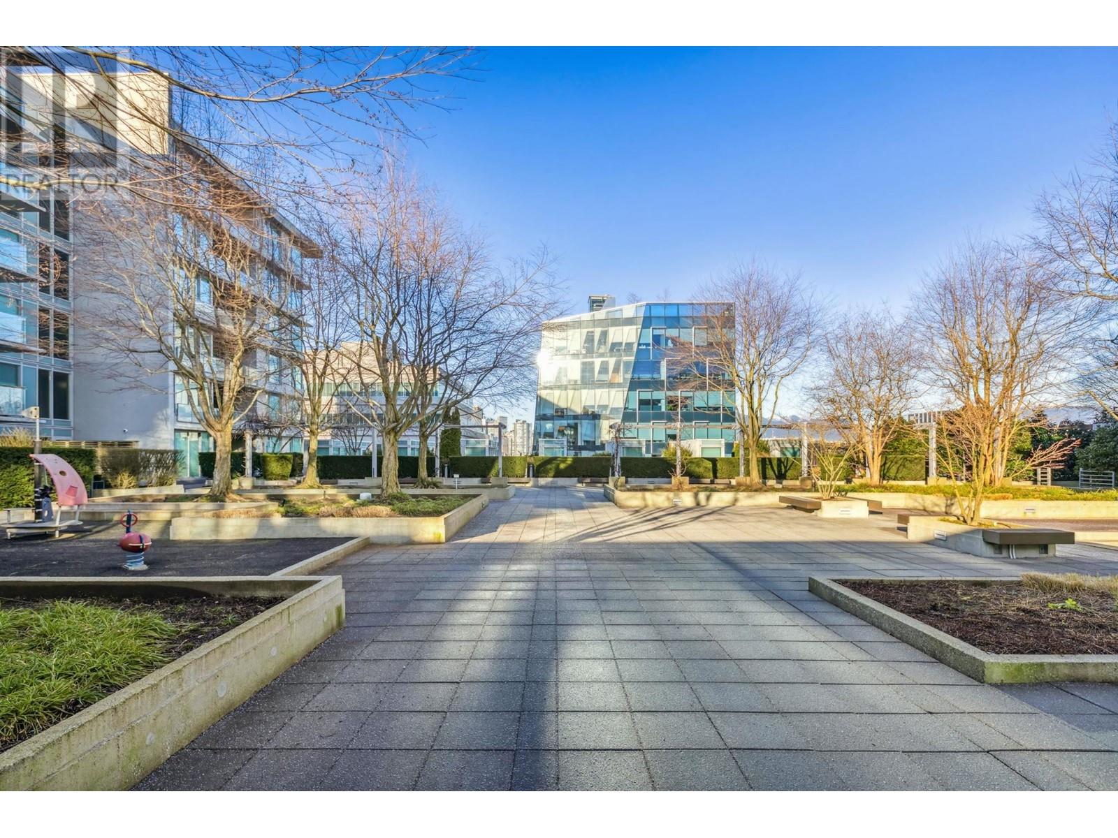 Listing Picture 28 of 28 : 607 522 W 8TH AVENUE, Vancouver / 溫哥華 - 魯藝地產 Yvonne Lu Group - MLS Medallion Club Member